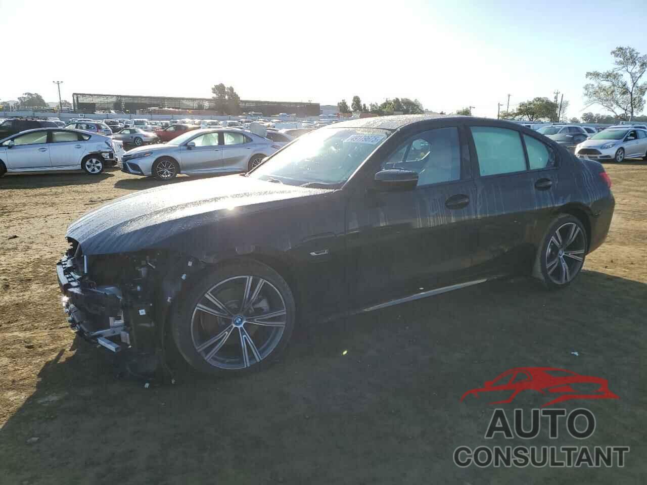 BMW 3 SERIES 2023 - 3MW39FF01P8D02035