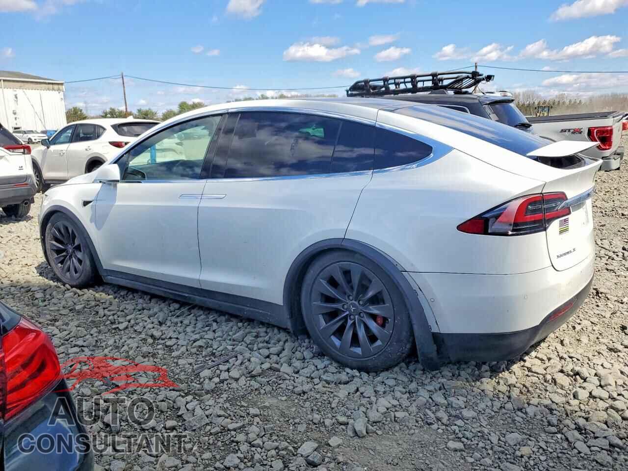 TESLA MODEL X 2017 - 5YJXCBE47HF050260