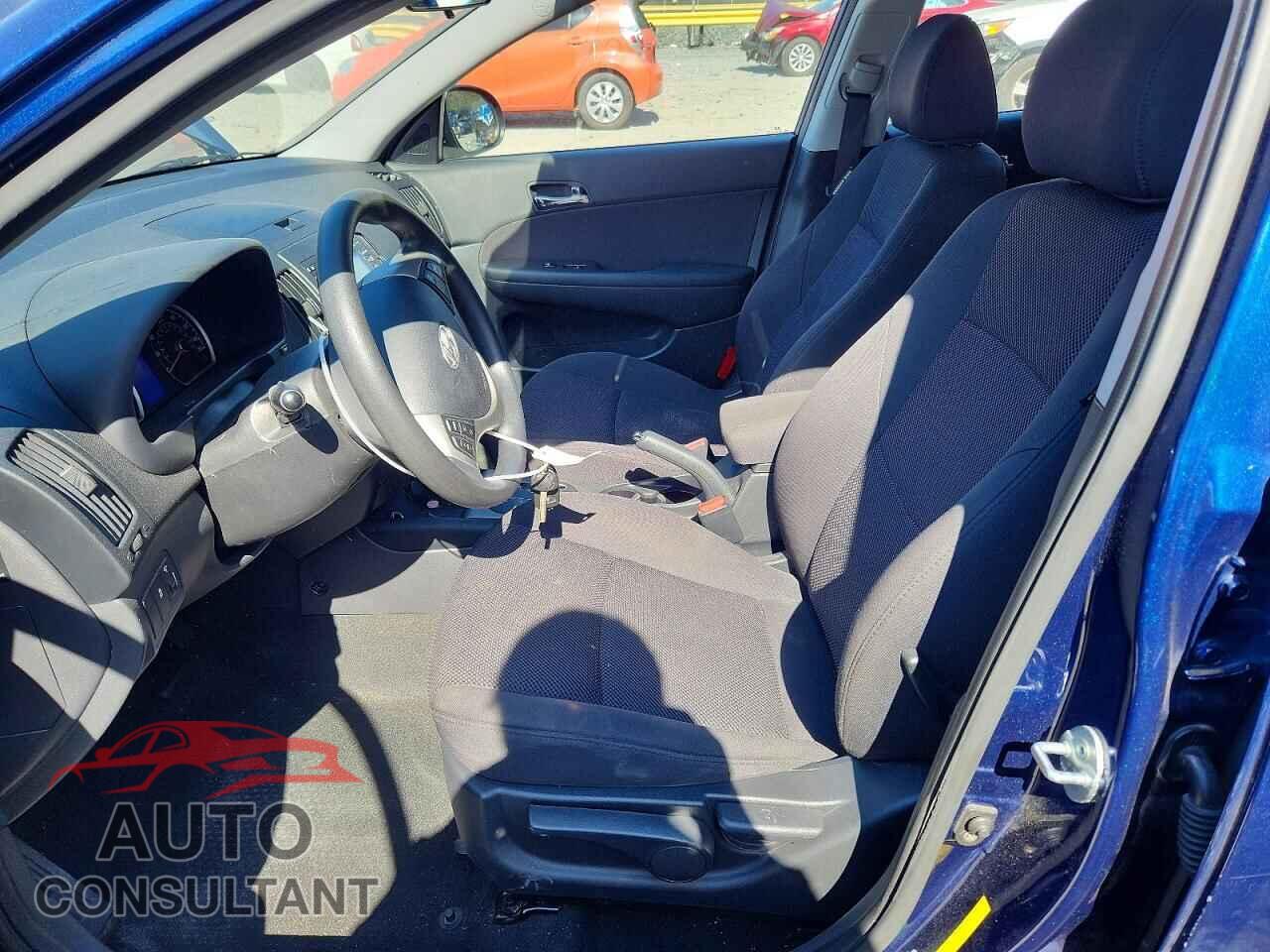 HYUNDAI ELANTRA 2012 - kmhdc8ae2cu150962