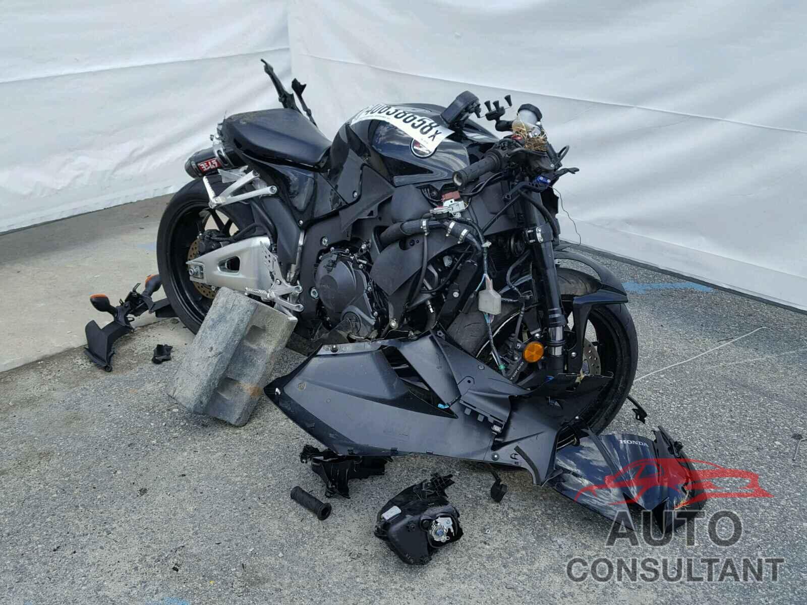 HONDA CBR600 RR 2015 - JH2PC4007FK801185