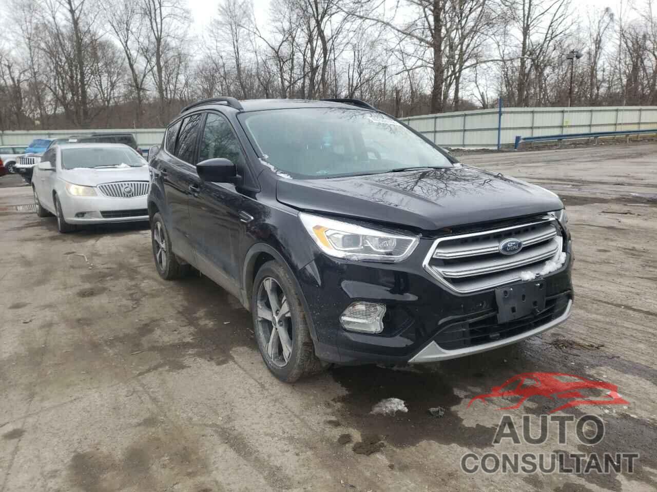 FORD ESCAPE 2017 - 1FMCU0GD7HUC62947