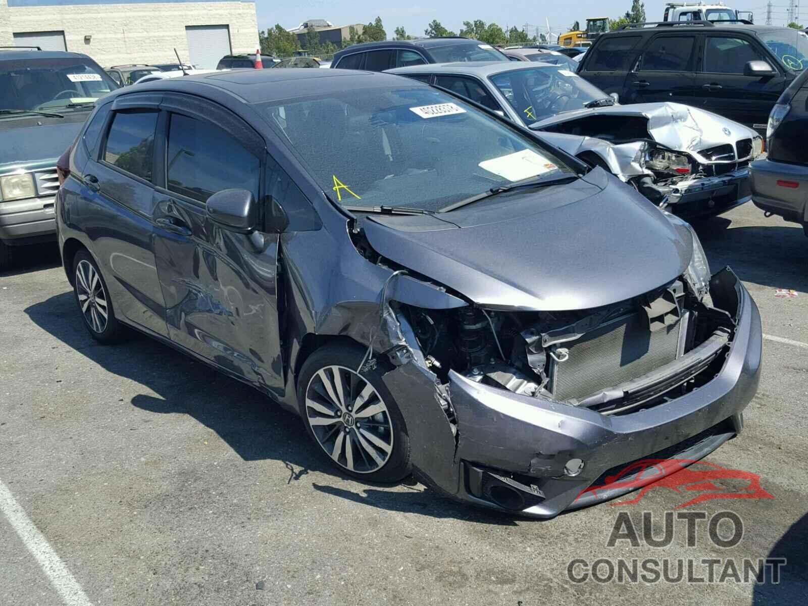 HONDA FIT 2015 - 3HGGK5H89FM716936