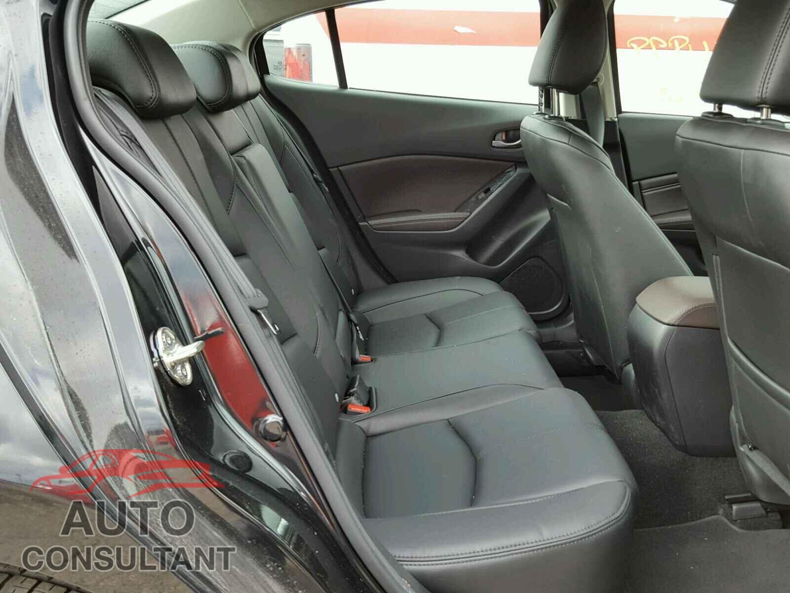 MAZDA 3 2017 - 3MZBN1V79HM149776