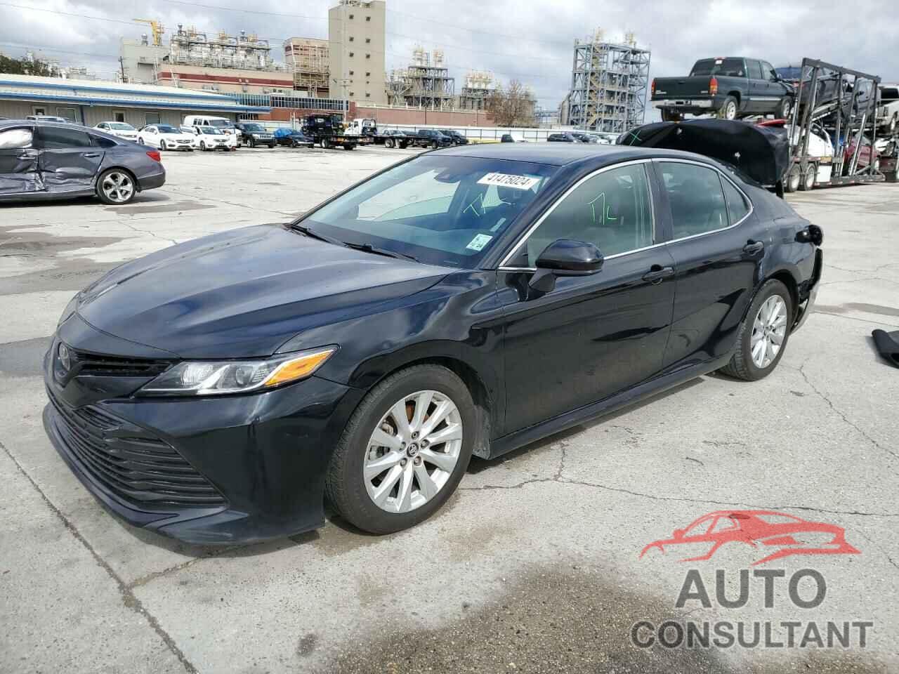 TOYOTA CAMRY 2018 - 4T1B11HK8JU139879