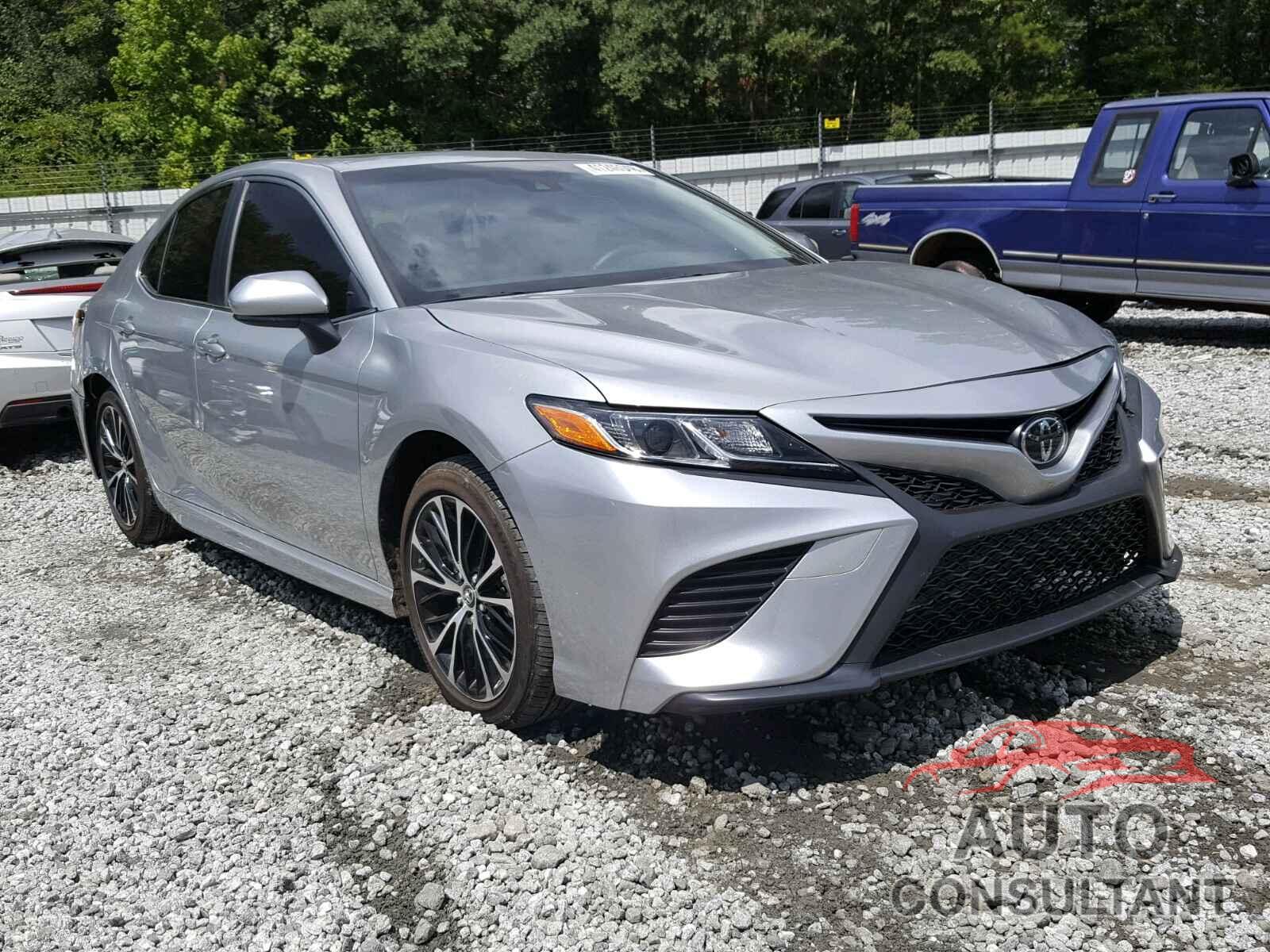 TOYOTA CAMRY 2018 - JTNB11HK8J3020428