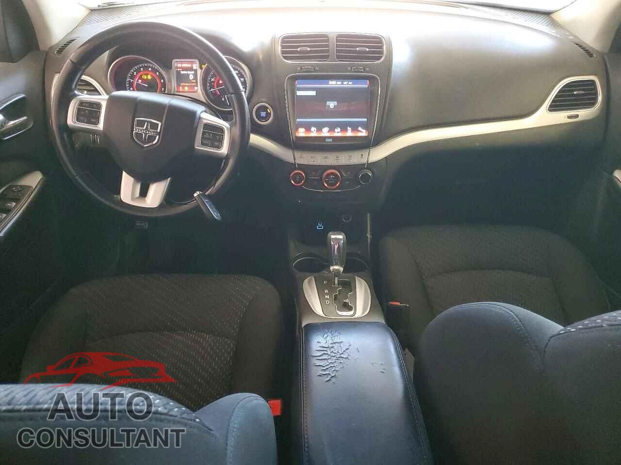 DODGE JOURNEY 2019 - 3C4PDCBB8KT860026