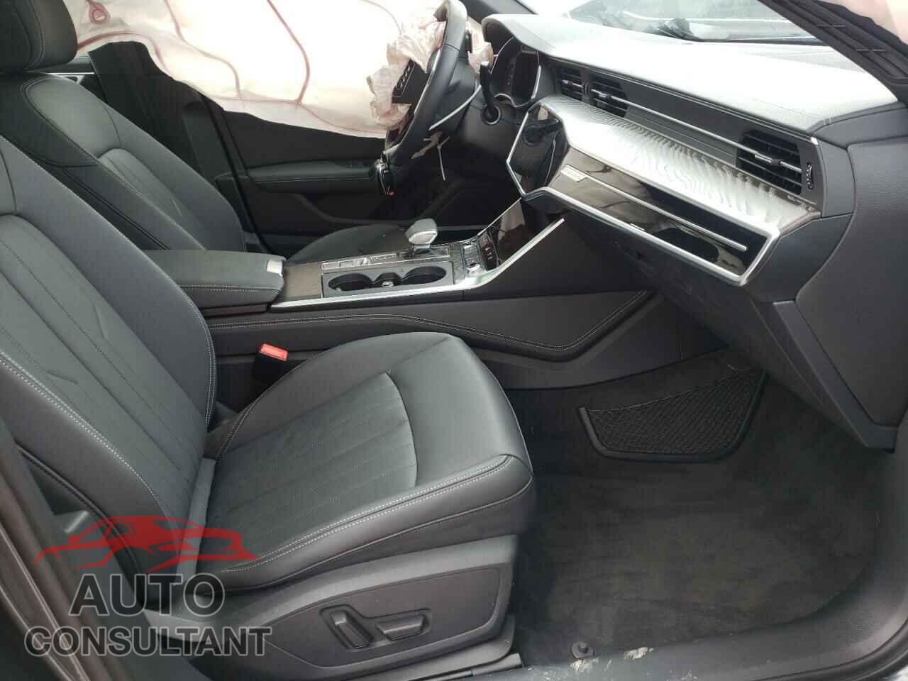 AUDI A6 2021 - WAUL2AF29MN102800