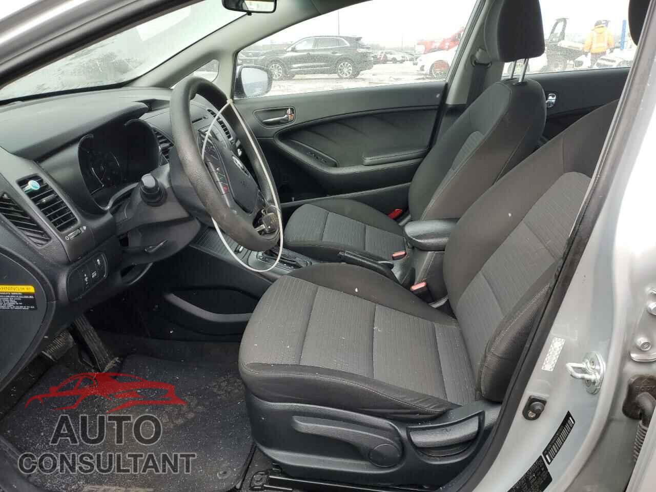 KIA FORTE 2016 - KNAFX4A6XG5607873