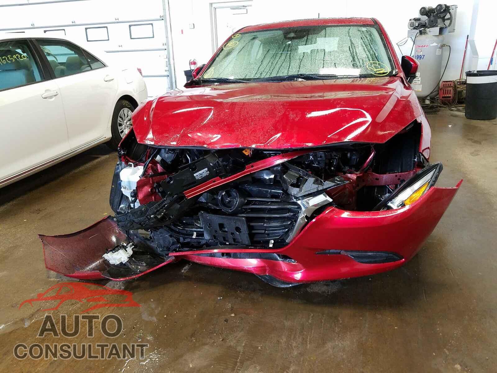 MAZDA 3 2017 - 3MZBN1L31HM156477