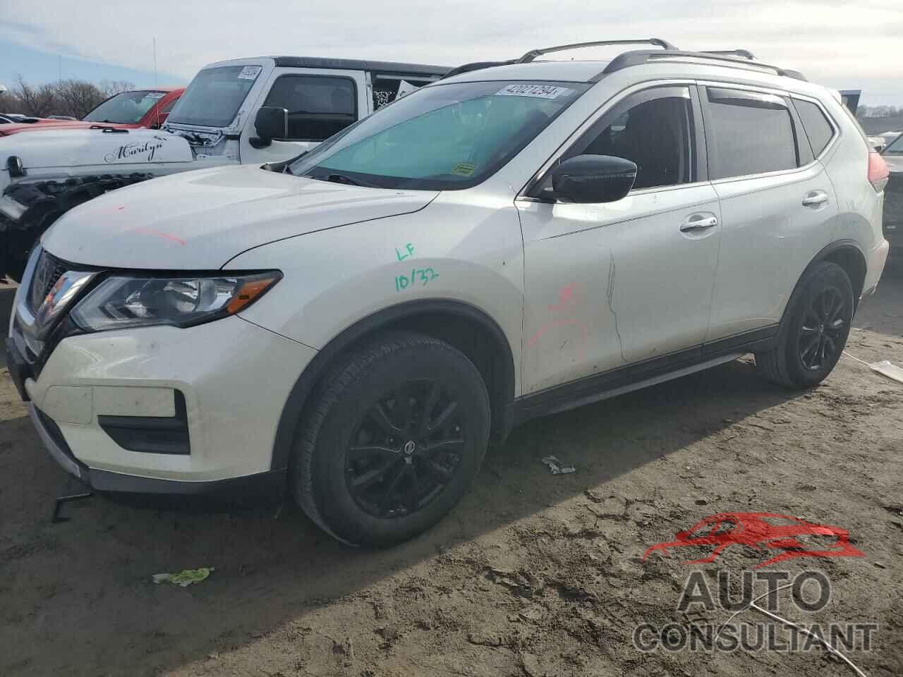 NISSAN ROGUE 2017 - 5N1AT2MVXHC828155