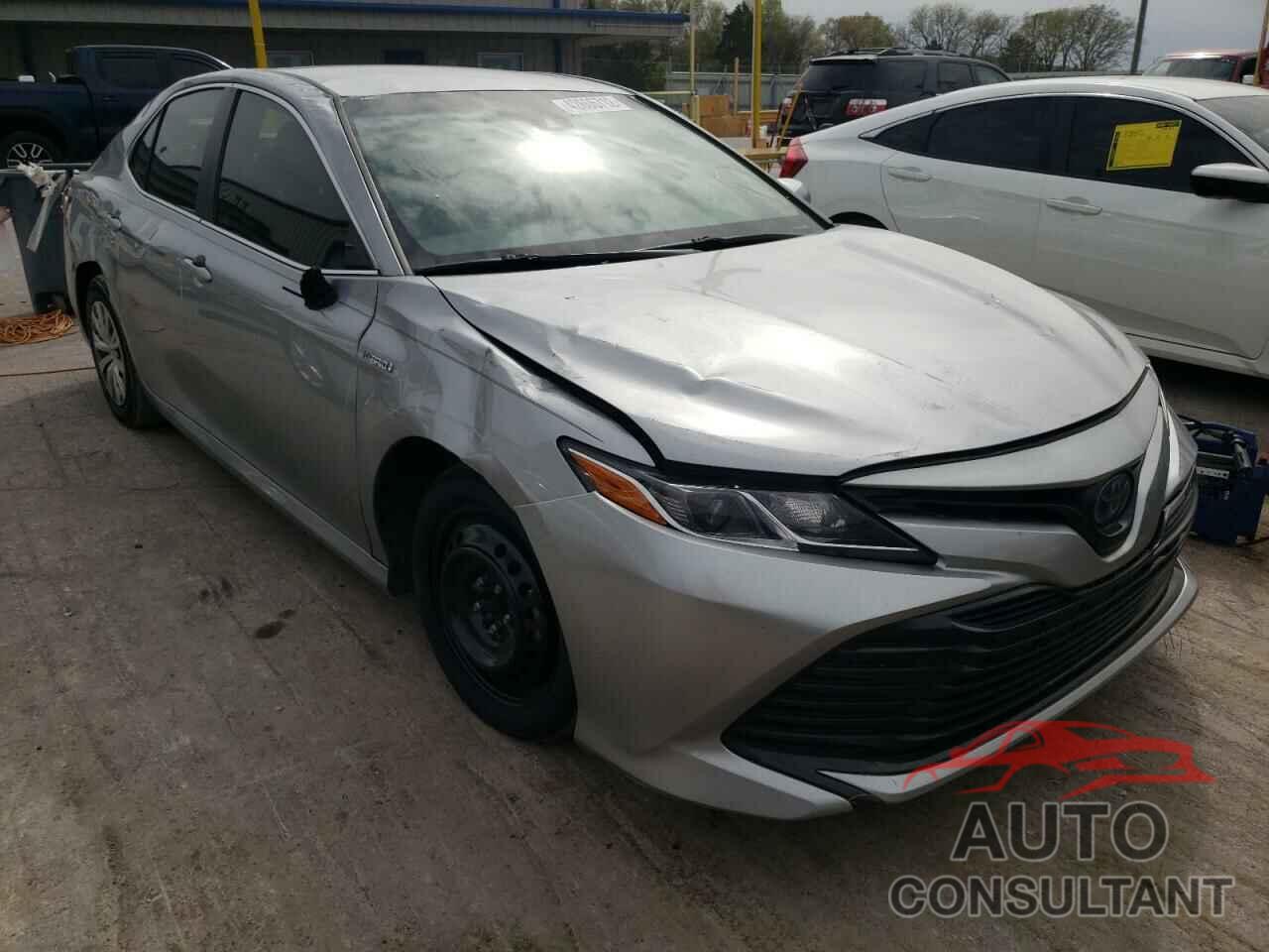 TOYOTA CAMRY 2018 - 4T1B31HK2JU508682