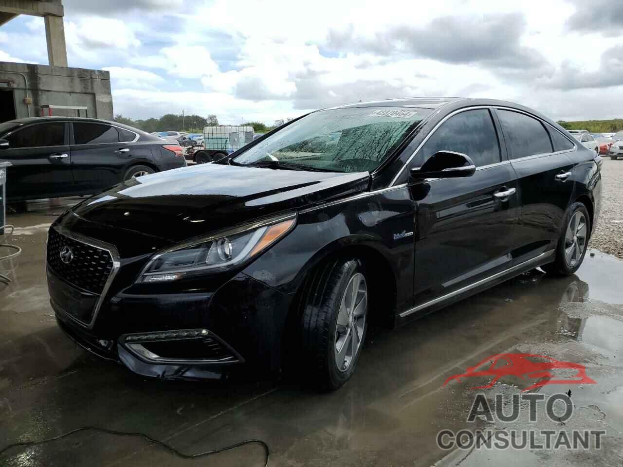 HYUNDAI SONATA 2017 - KMHE34L3XHA075915