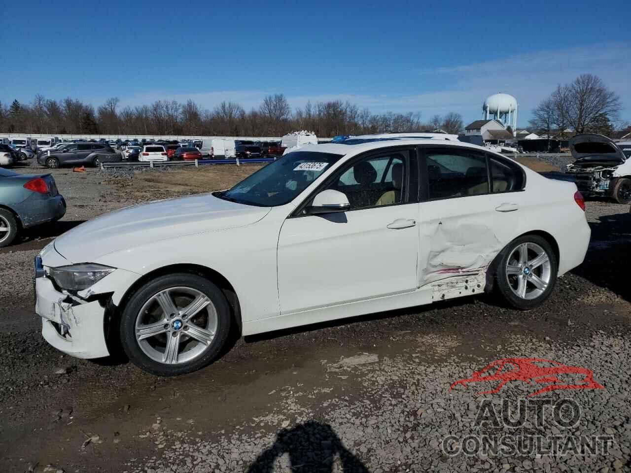 BMW 3 SERIES 2014 - WBA3C3G52ENR25118