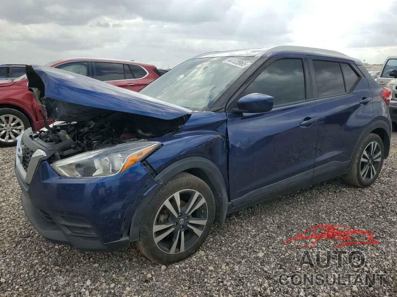 NISSAN KICKS 2018 - 3N1CP5CU9JL537087