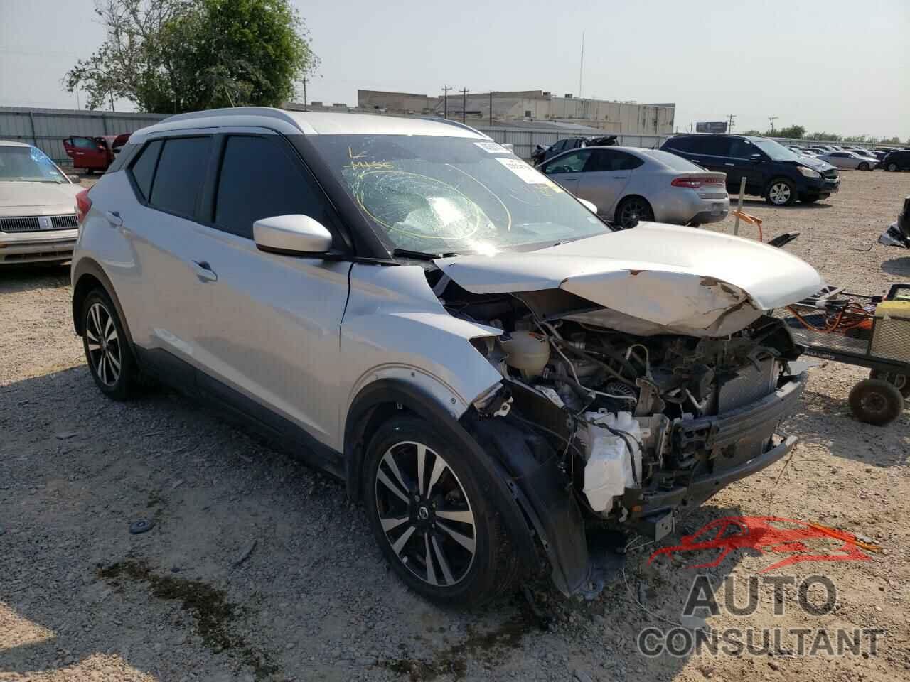 NISSAN KICKS 2018 - 3N1CP5CU0JL510604