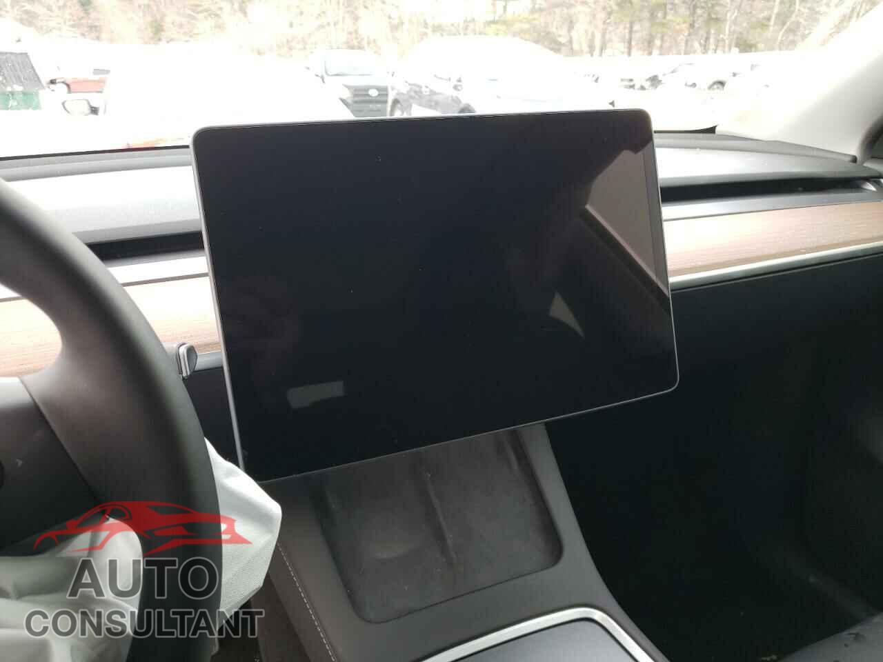TESLA MODEL Y 2024 - 7SAYGAEE4RF199838