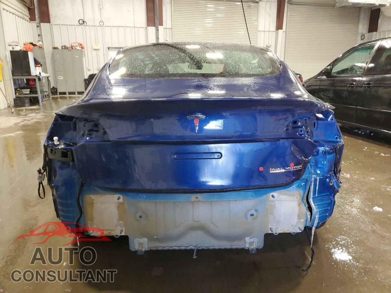 TESLA MODEL 3 2023 - 5YJ3E1EC4PF511357