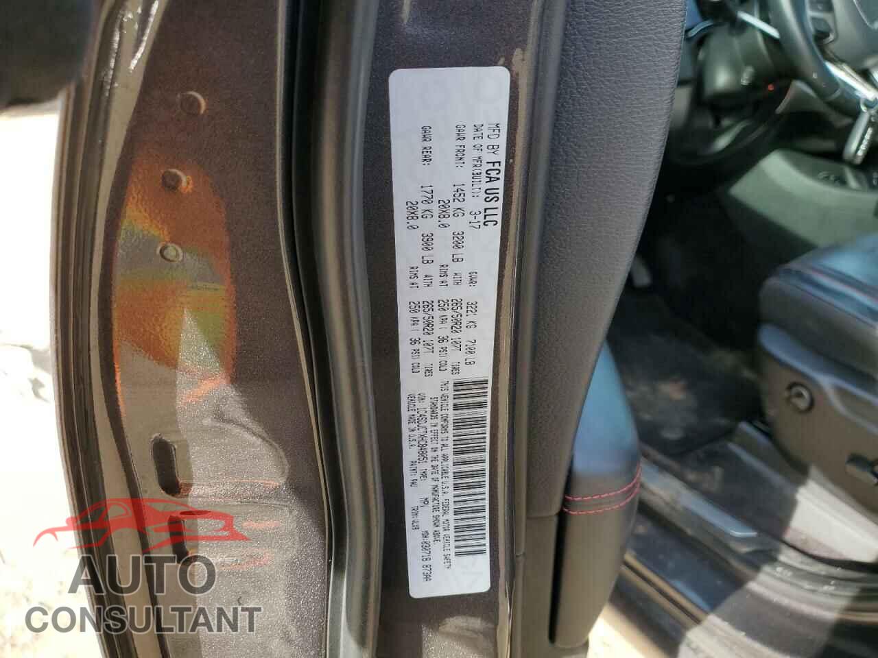DODGE DURANGO 2017 - 1C4SDJCTXHC848051
