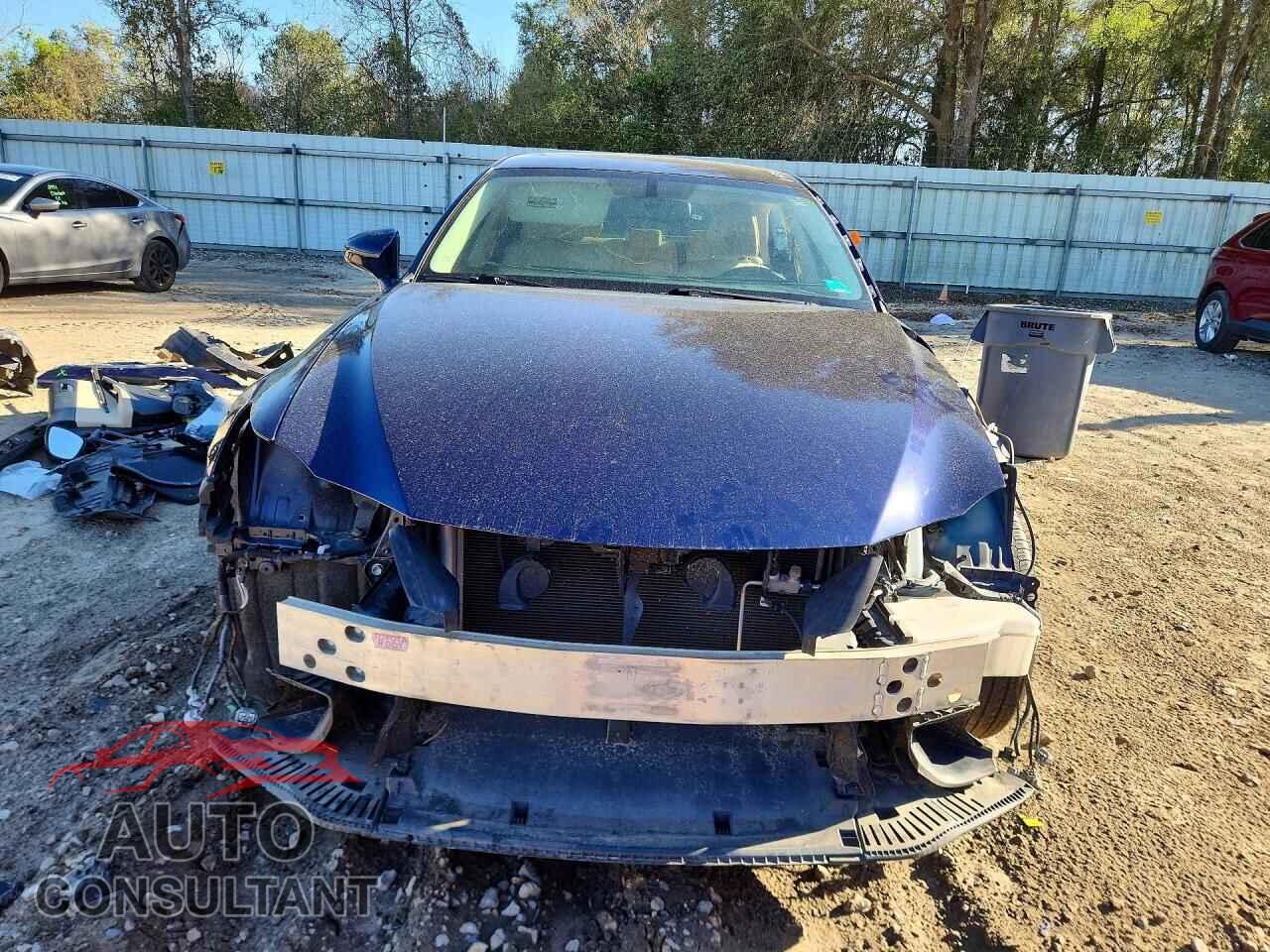 LEXUS IS 2015 - JTHBF1D28F5054522