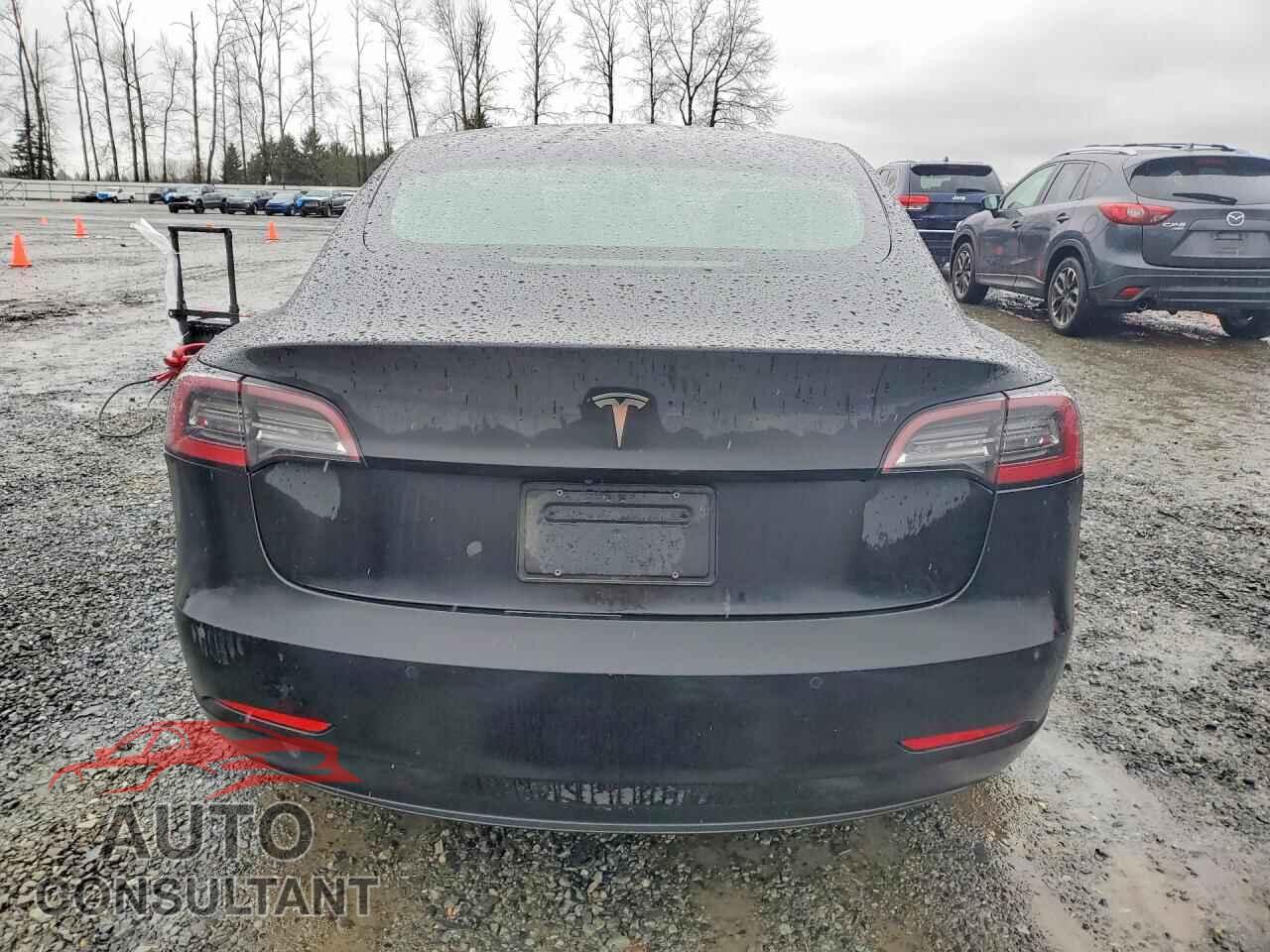 TESLA MODEL 3 2019 - 5YJ3E1EA4KF399537