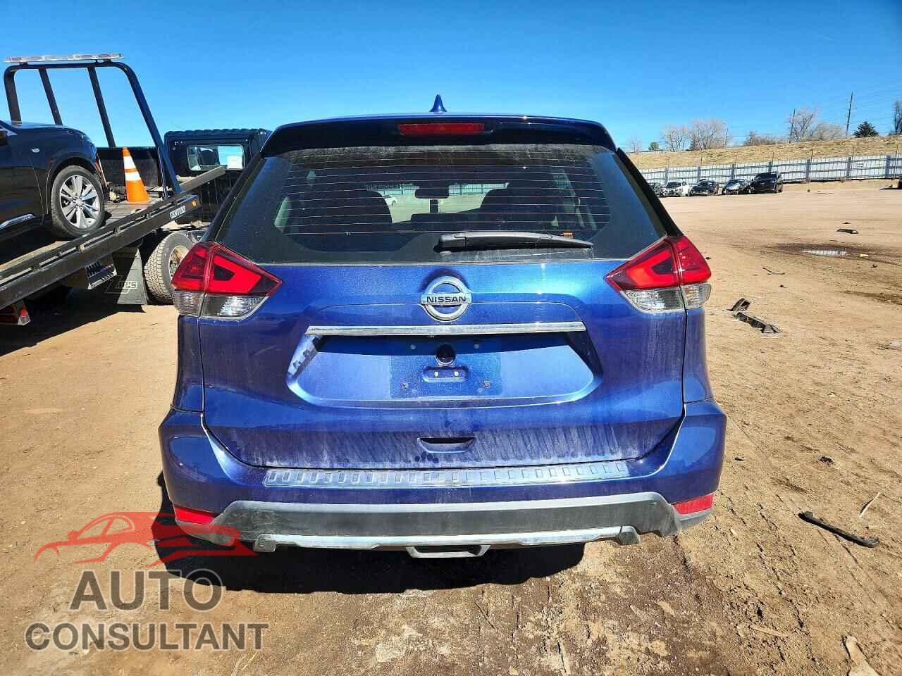 NISSAN ROGUE 2017 - KNMAT2MV7HP542857