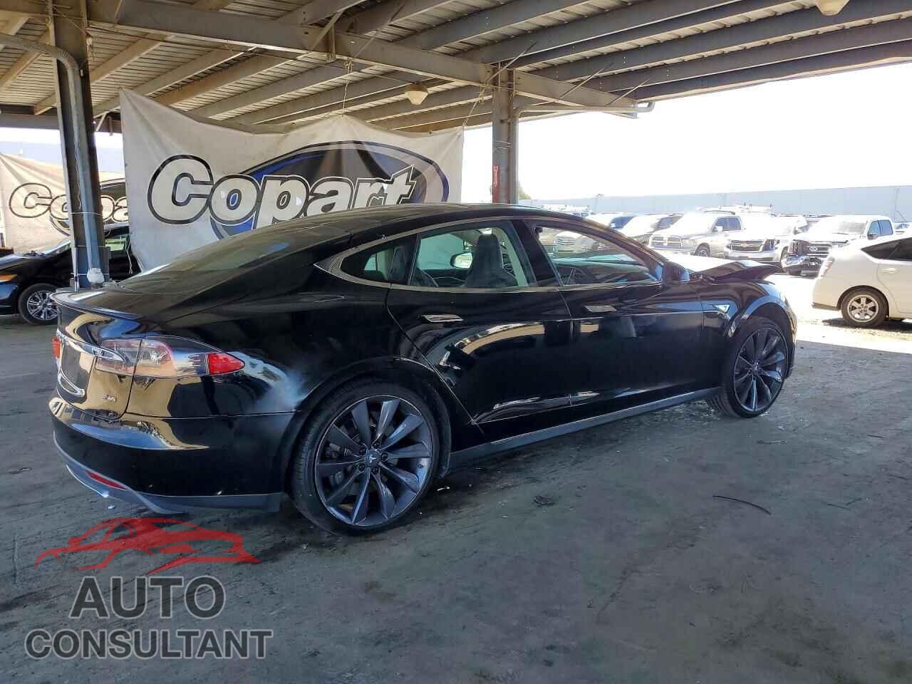 TESLA MODEL S 2013 - 5YJSA1CP8DFP07441