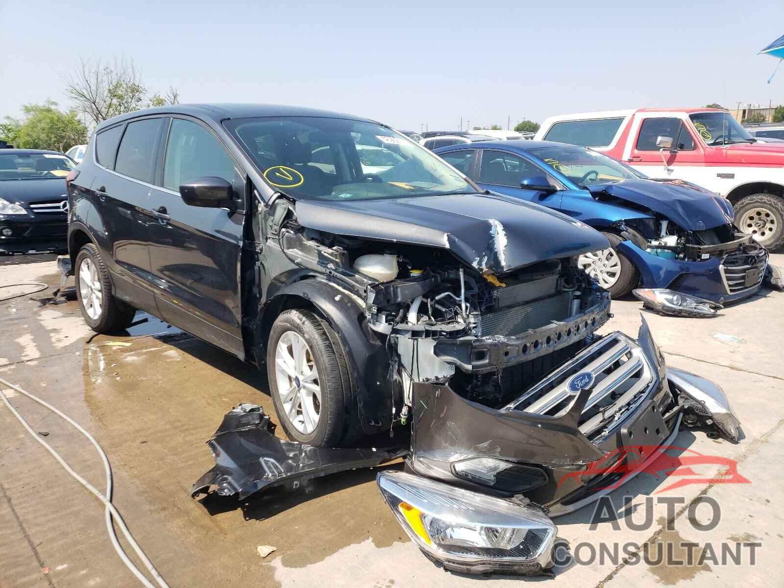 FORD ESCAPE 2019 - 1FMCU0GD9KUA17395