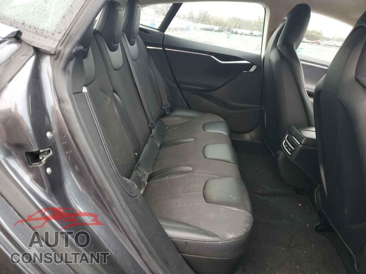 TESLA MODEL S 2016 - 5YJSA1E27GF132870