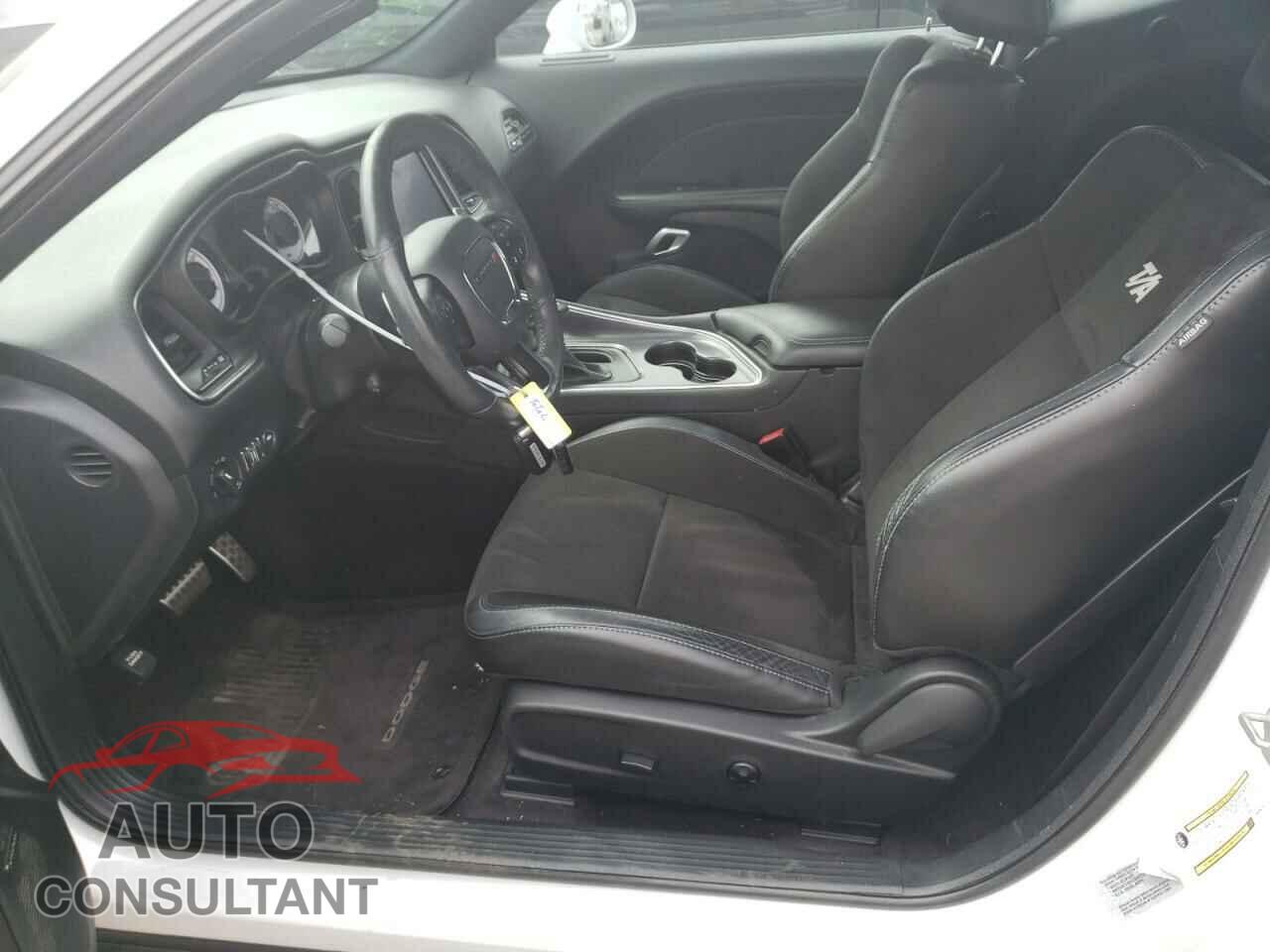 DODGE CHALLENGER 2017 - 2C3CDZFJ0HH626018
