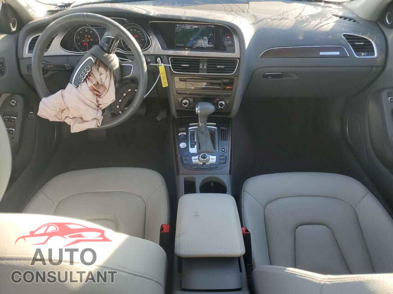 AUDI A4 2013 - WAUFFAFL5DN037289
