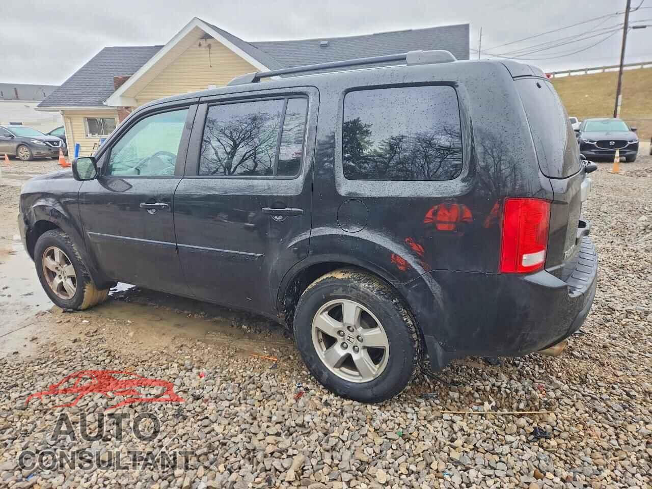 HONDA PILOT 2011 - 5FNYF4H43BB028492