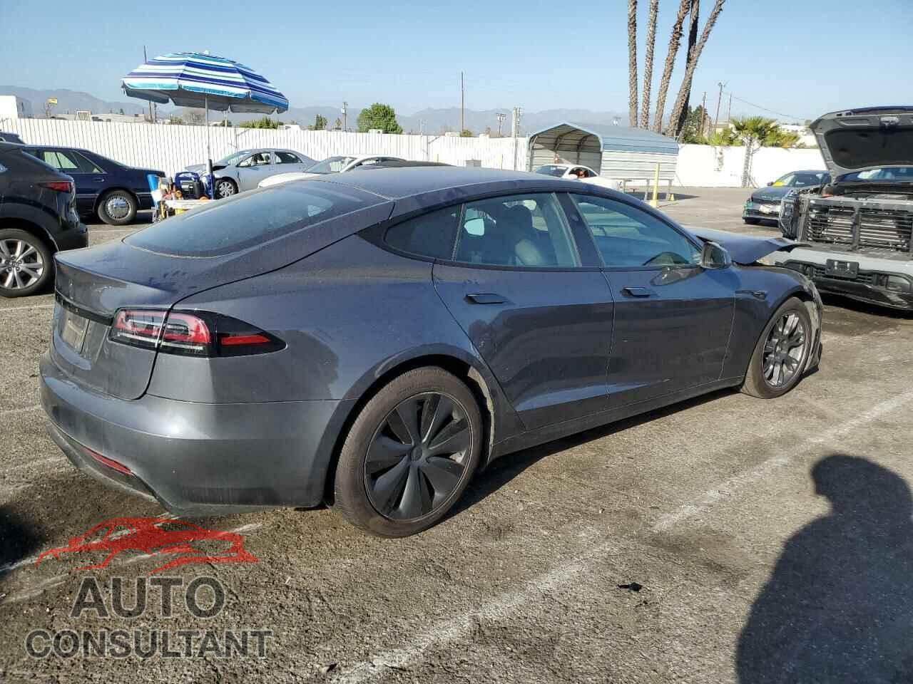 TESLA MODEL S 2023 - 5YJSA1E55PF522232