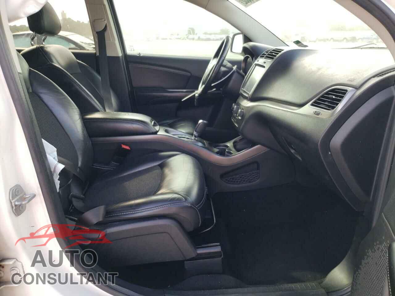 DODGE JOURNEY 2016 - 3C4PDCGG2GT118216