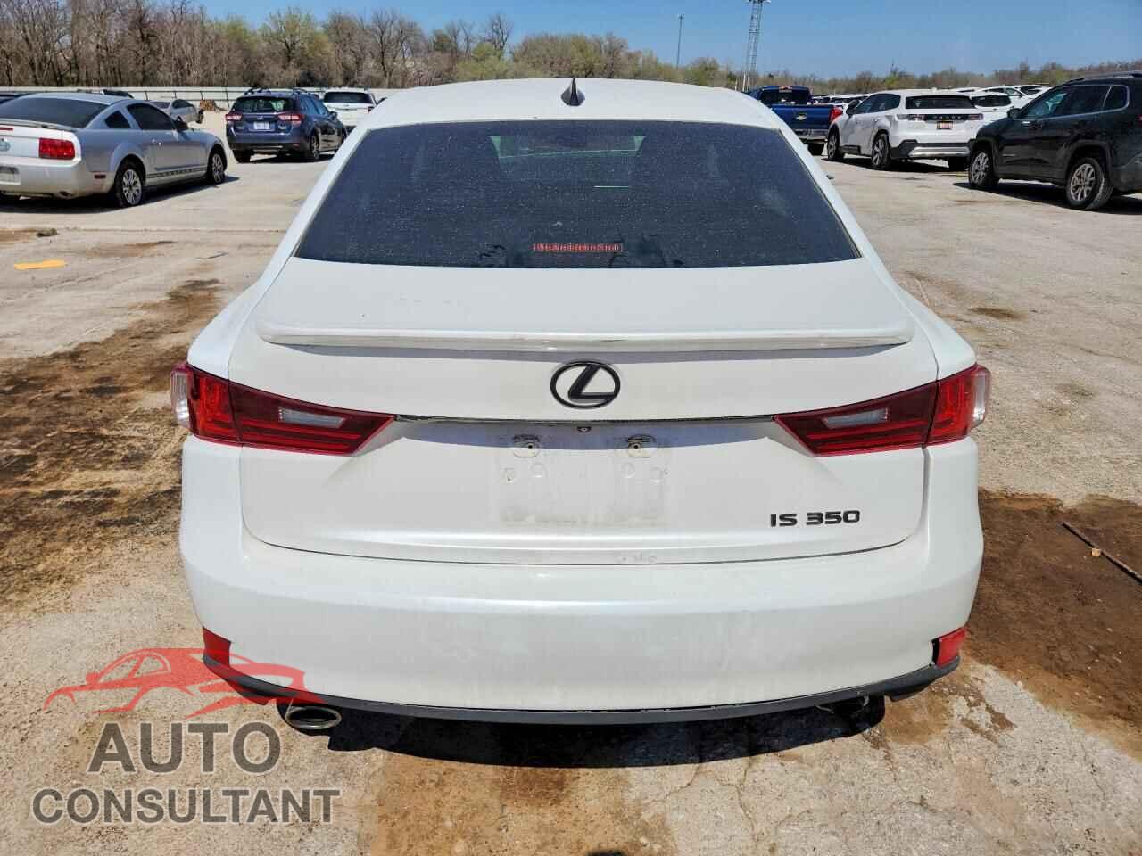 LEXUS IS 2015 - JTHBE1D25F5017253