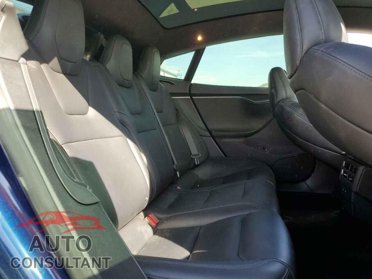 TESLA MODEL S 2020 - 5YJSA1E44LF413259
