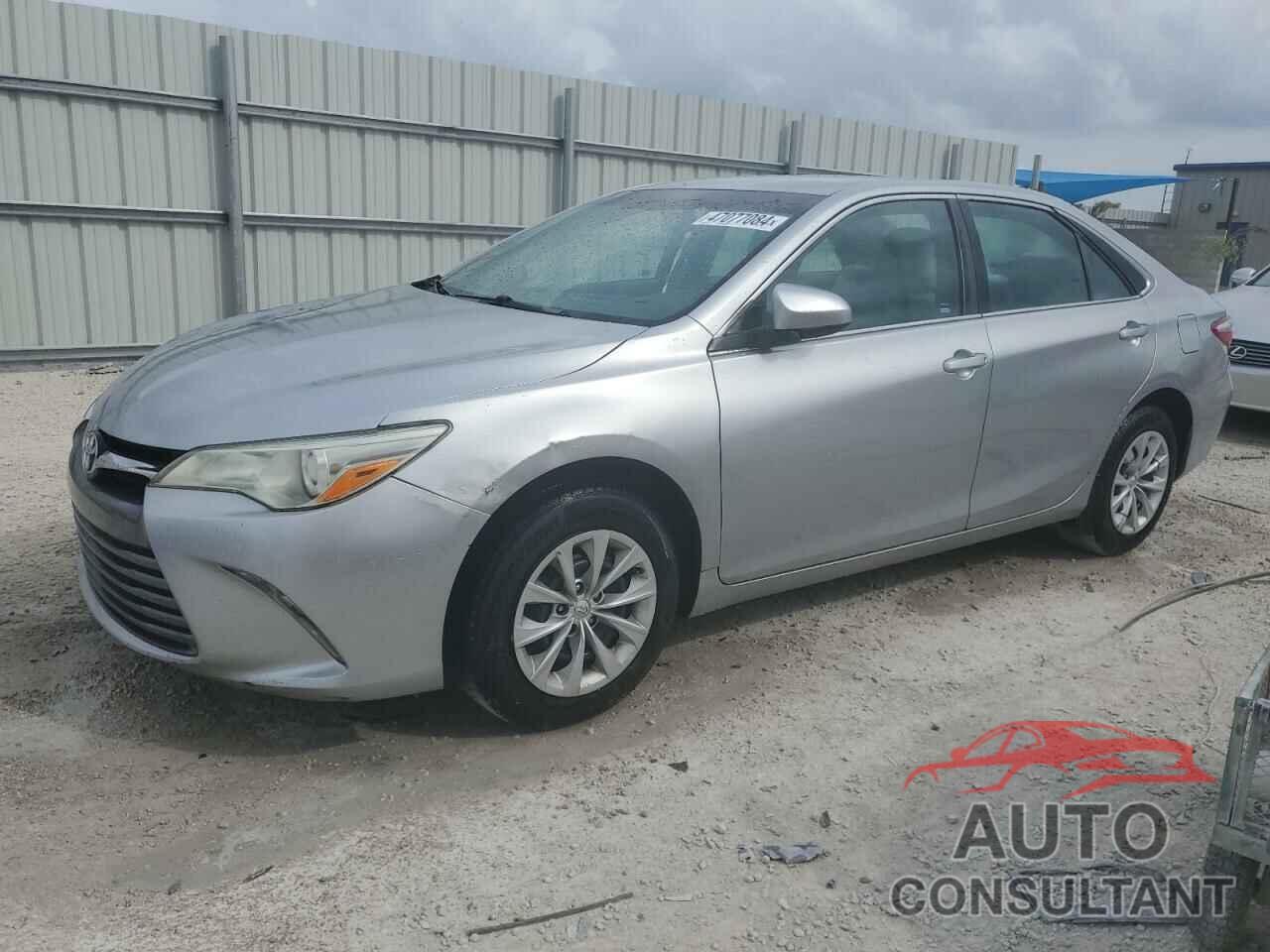 TOYOTA CAMRY 2016 - 4T4BF1FK7GR568479
