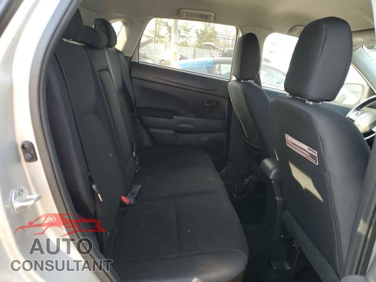 MITSUBISHI OUTLANDER 2014 - 4A4AR3AU4EE009123