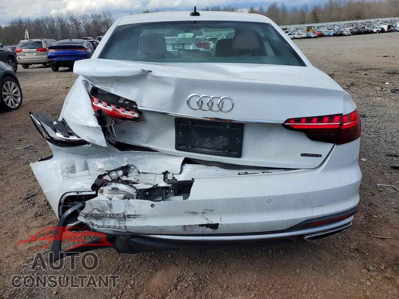 AUDI A4 2023 - WAUDAAF41PN008715