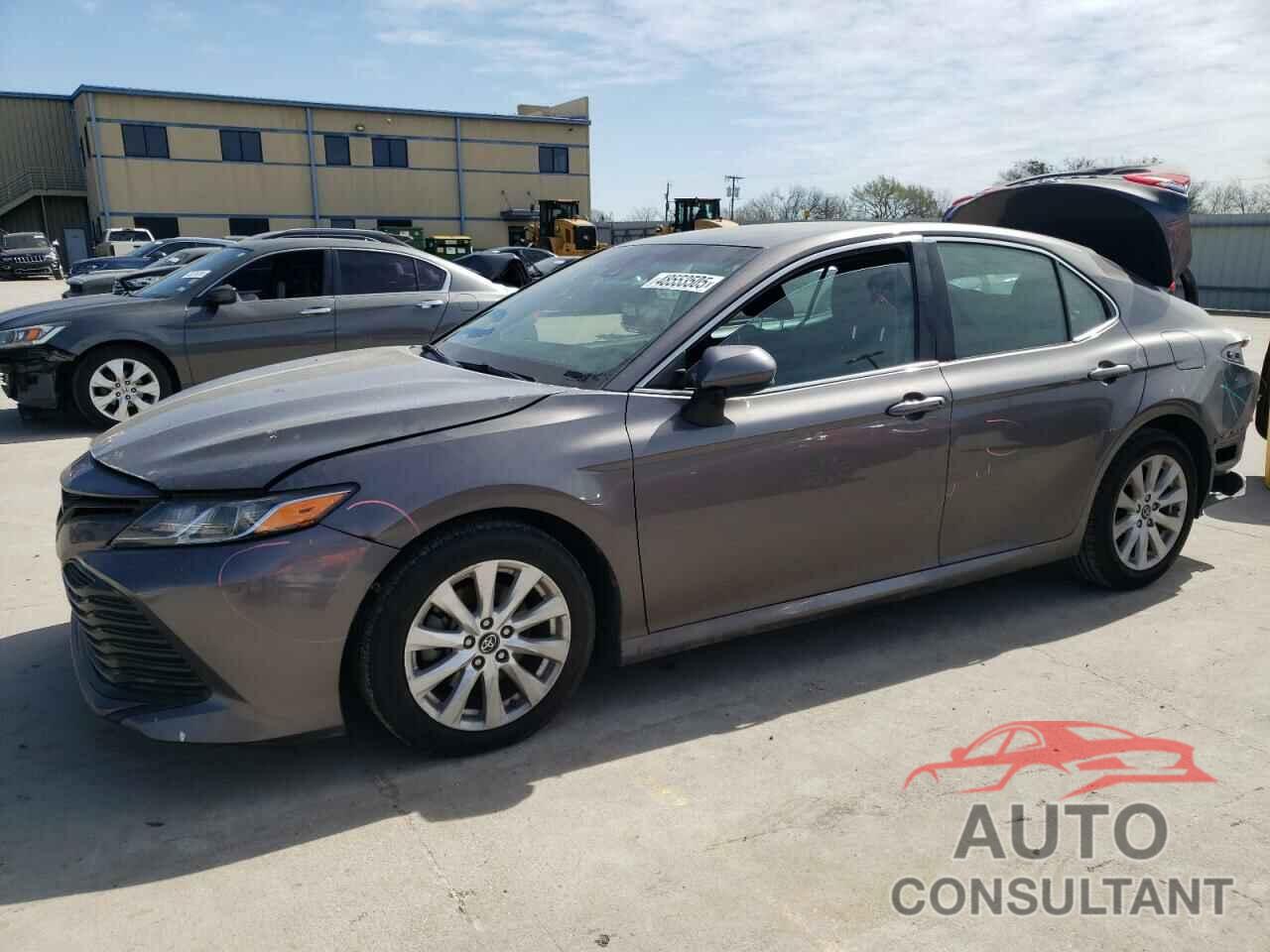 TOYOTA CAMRY 2018 - 4T1B11HK1JU515273