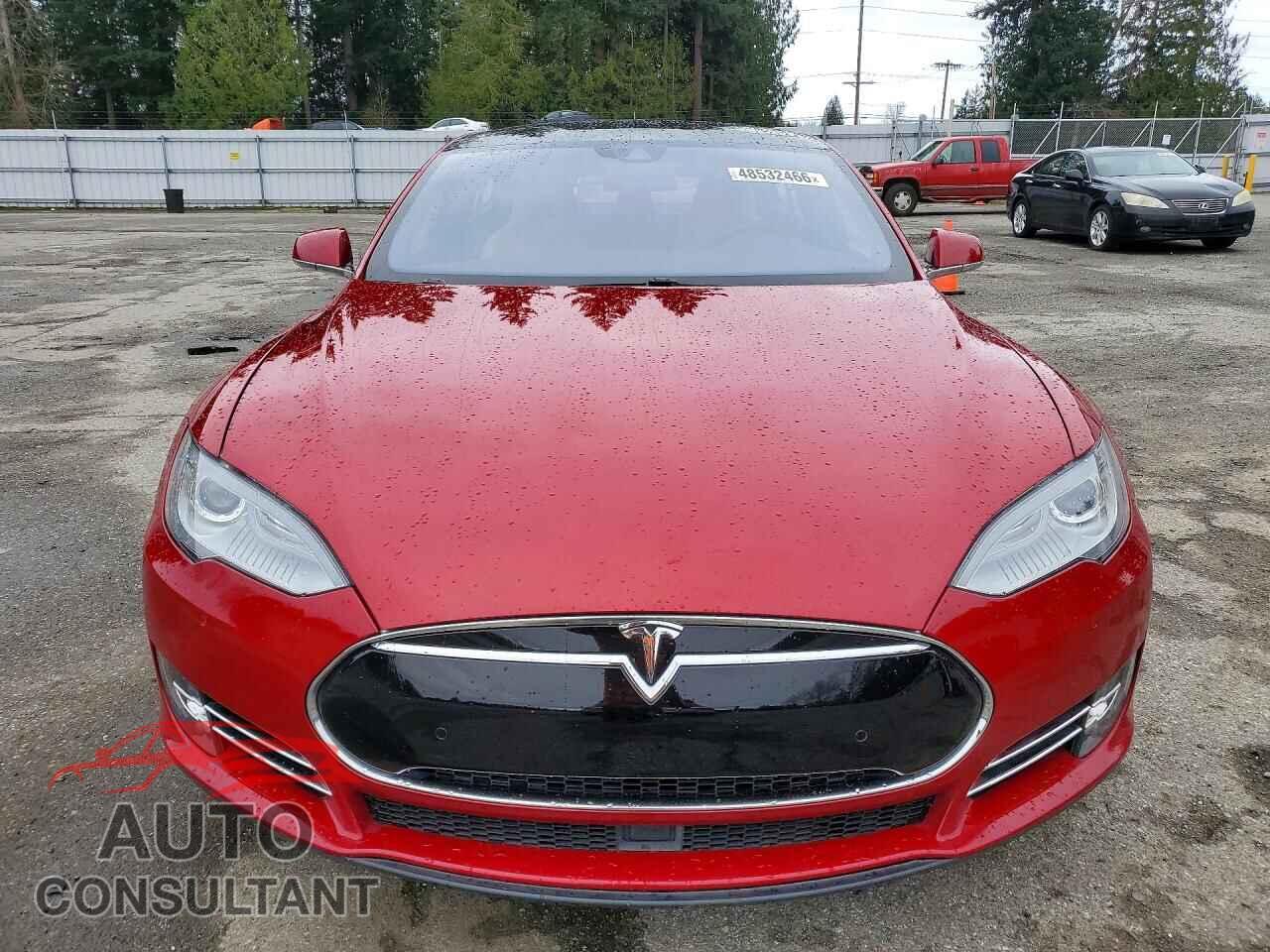 TESLA MODEL S 2015 - 5YJSA1E24FF117063