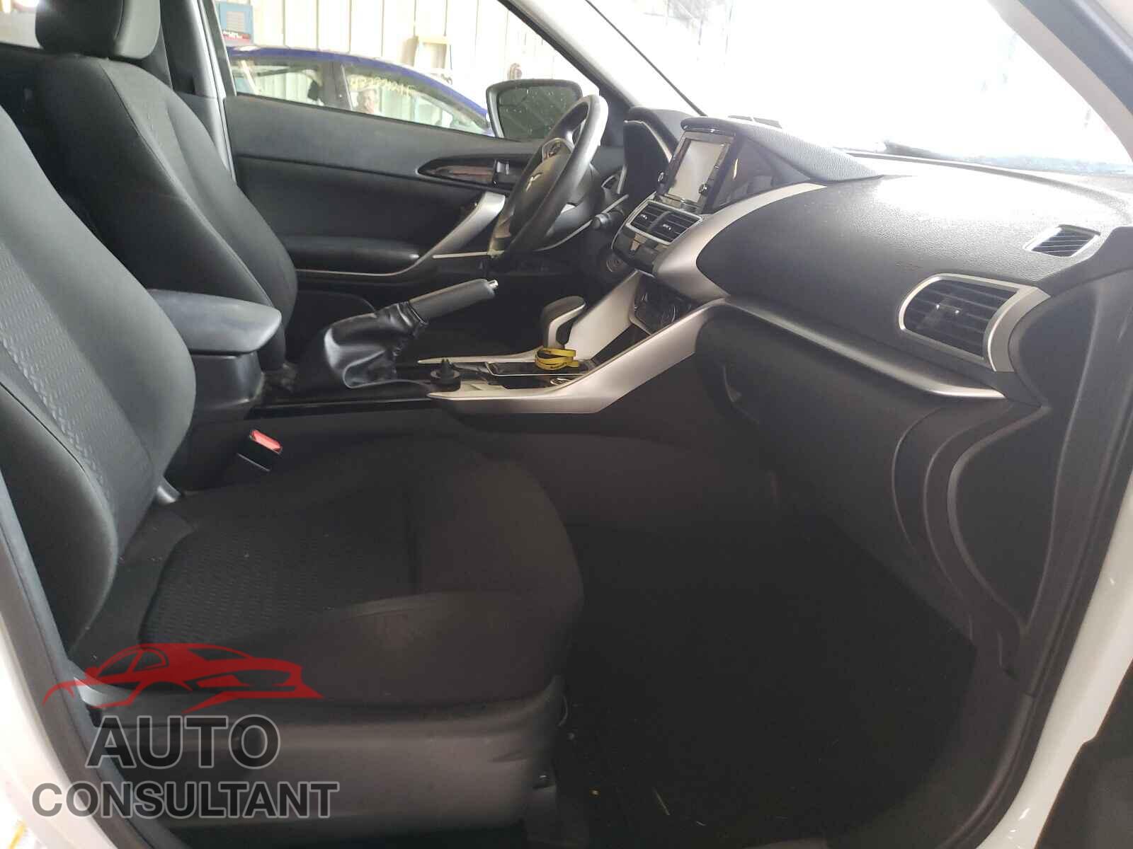 MITSUBISHI ECLIPSE 2018 - JA4AT3AA9JZ048771