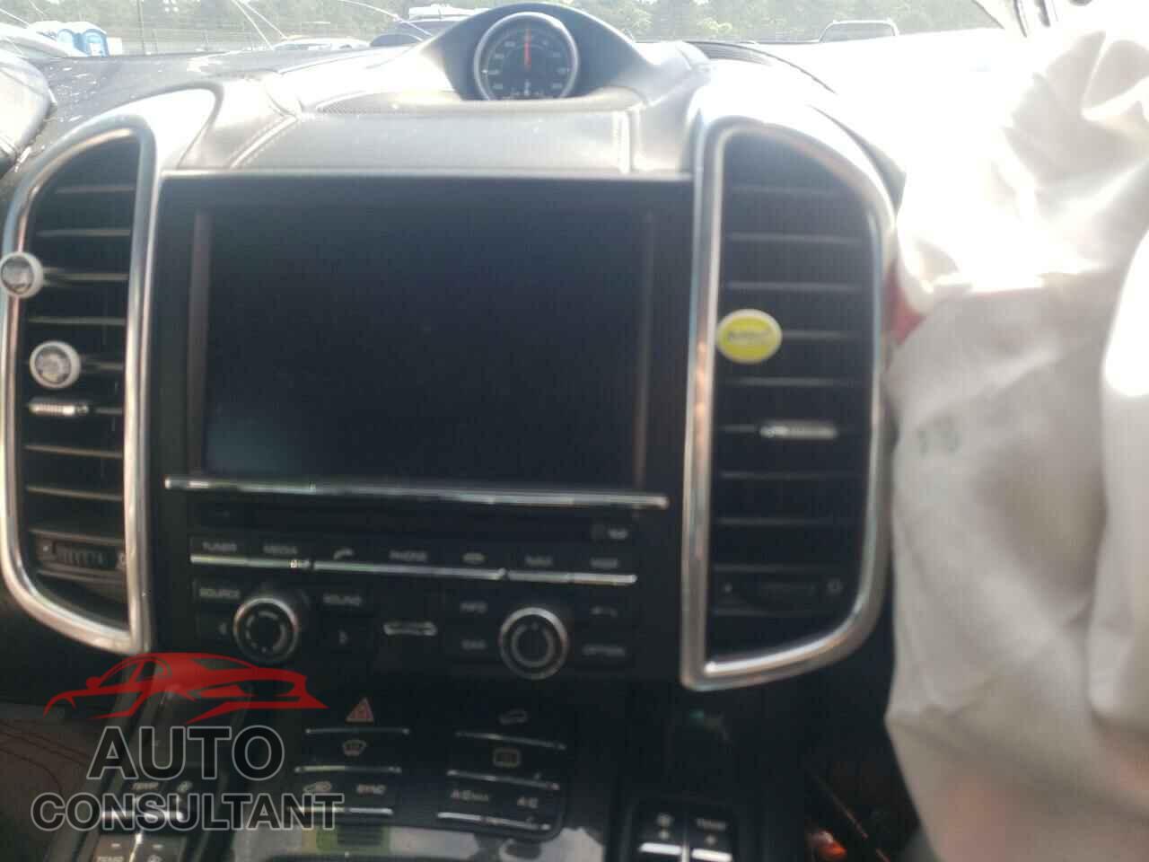 PORSCHE CAYENNE 2016 - WP1AC2A2XGLA86268