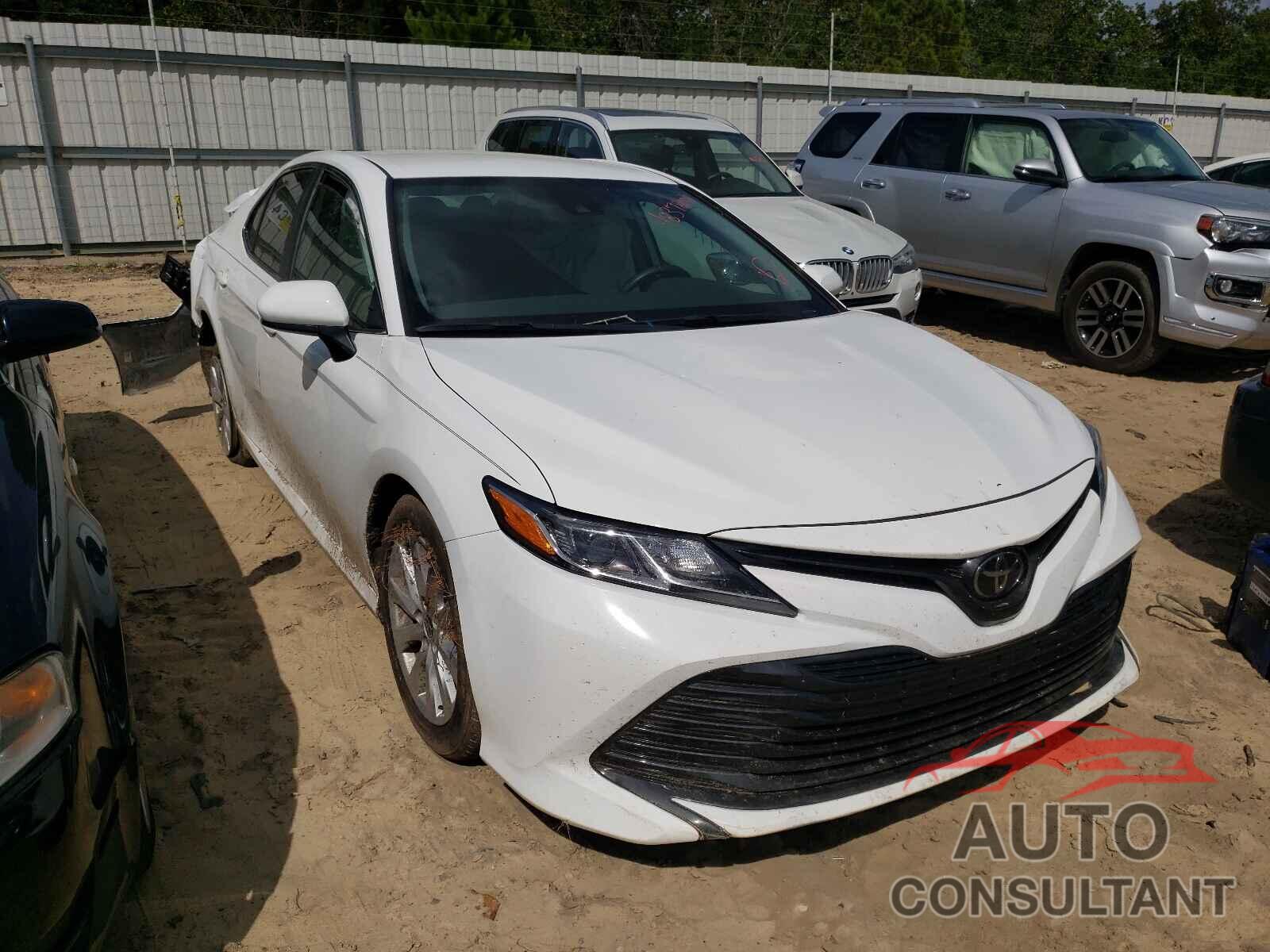 TOYOTA CAMRY 2020 - 4T1C11AK2LU950837