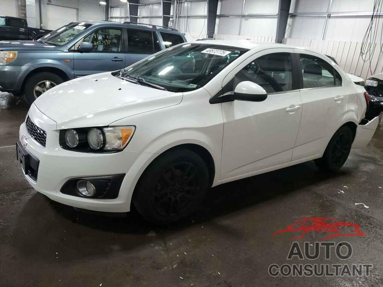 CHEVROLET SONIC 2013 - 1G1JC5SH5D4227784
