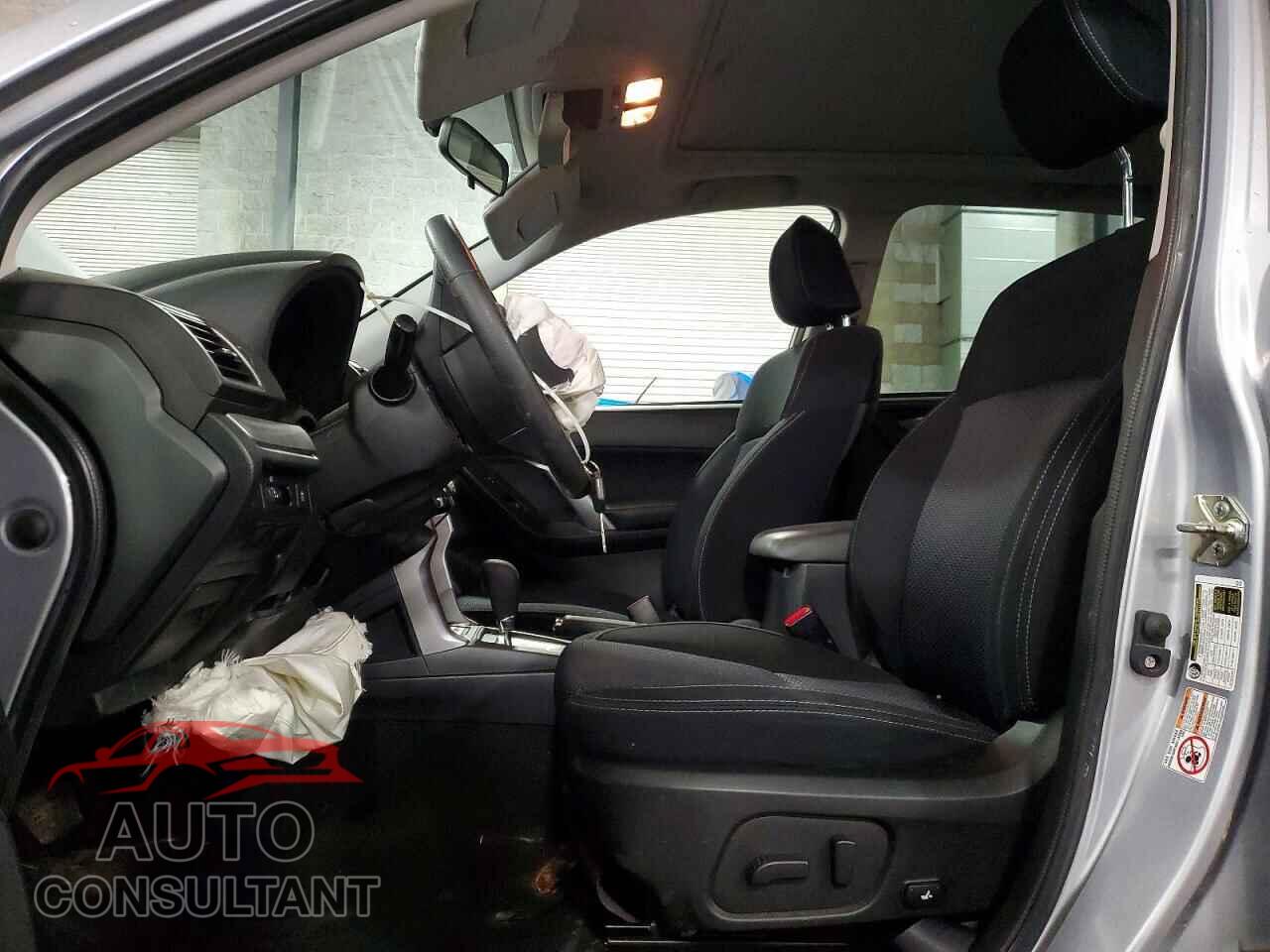 SUBARU FORESTER 2017 - JF2SJAEC0HH810080