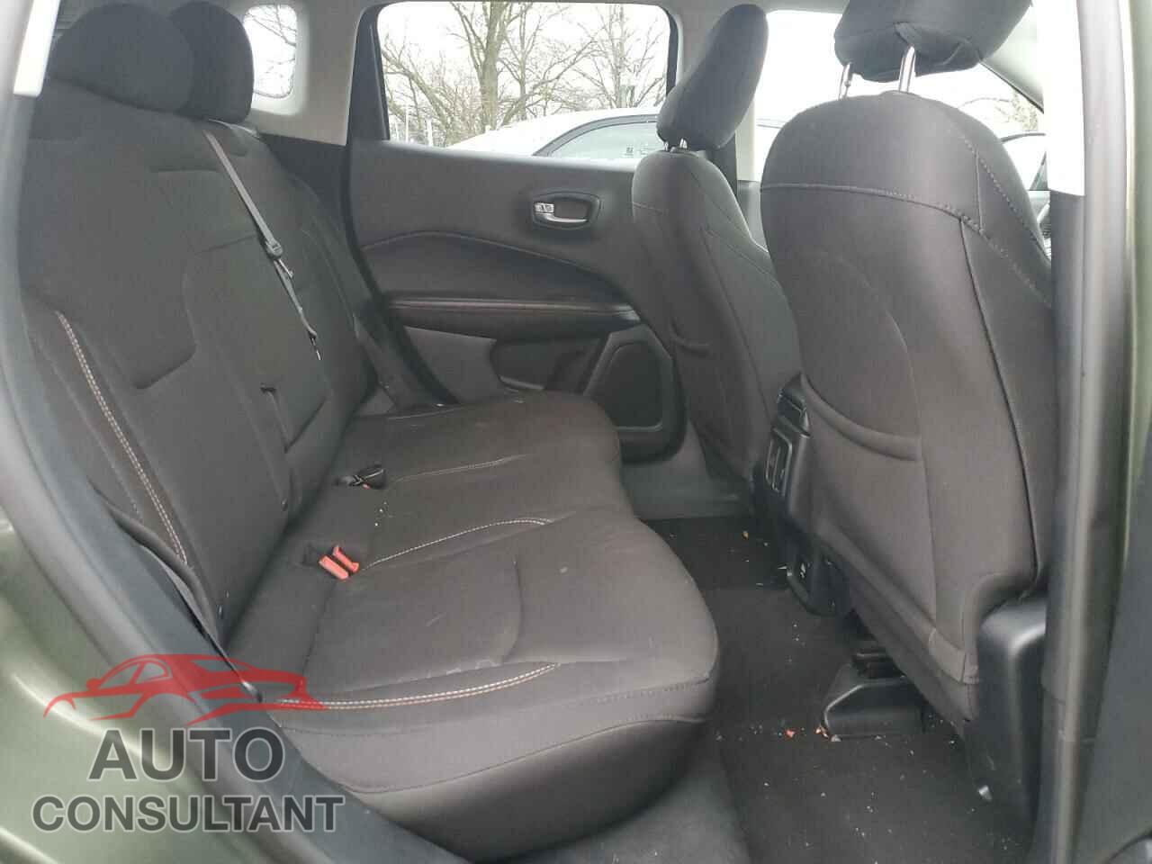 JEEP COMPASS 2017 - 3C4NJCAB0HT668237