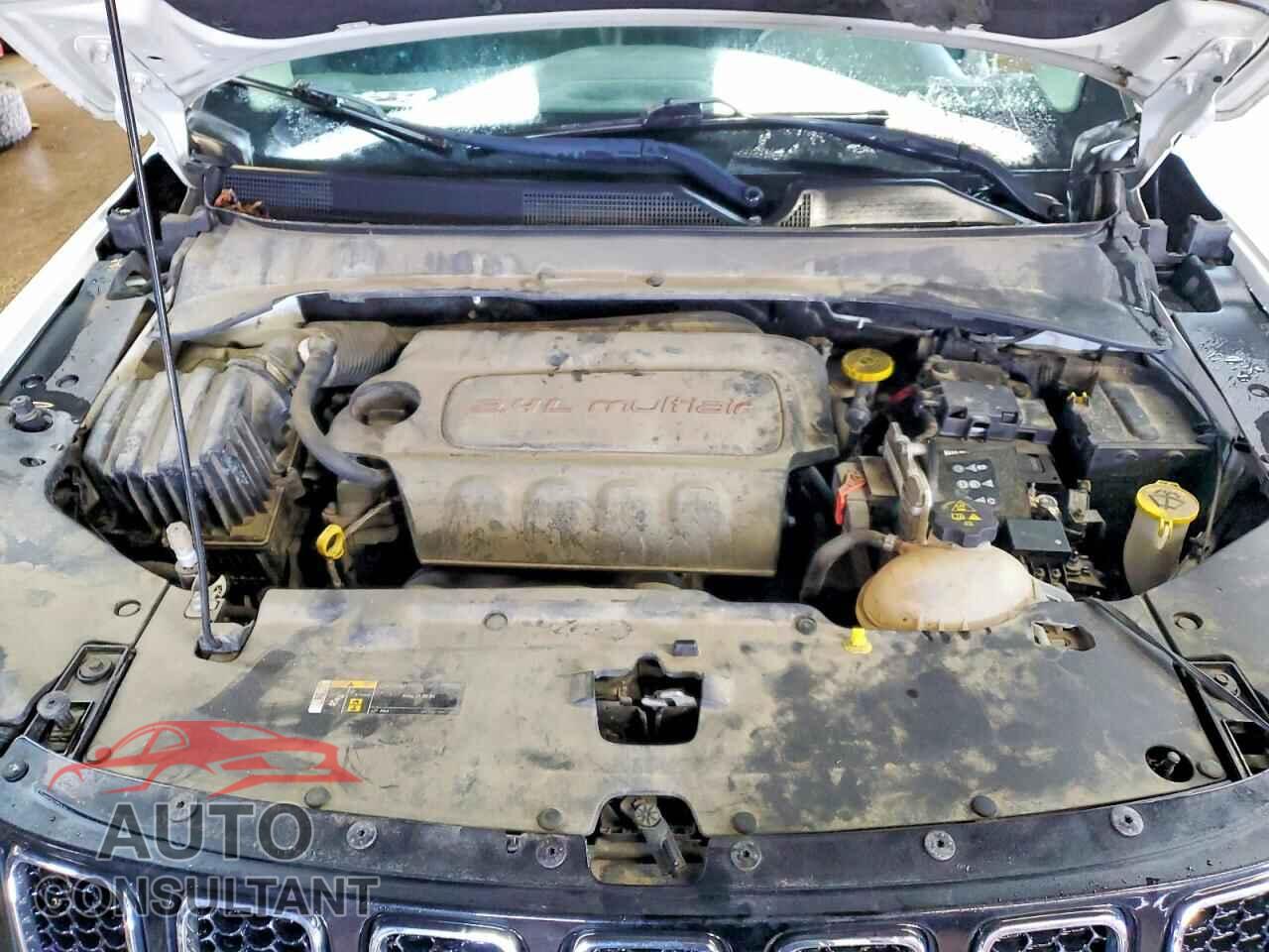 JEEP COMPASS 2018 - 3C4NJDBB1JT251364