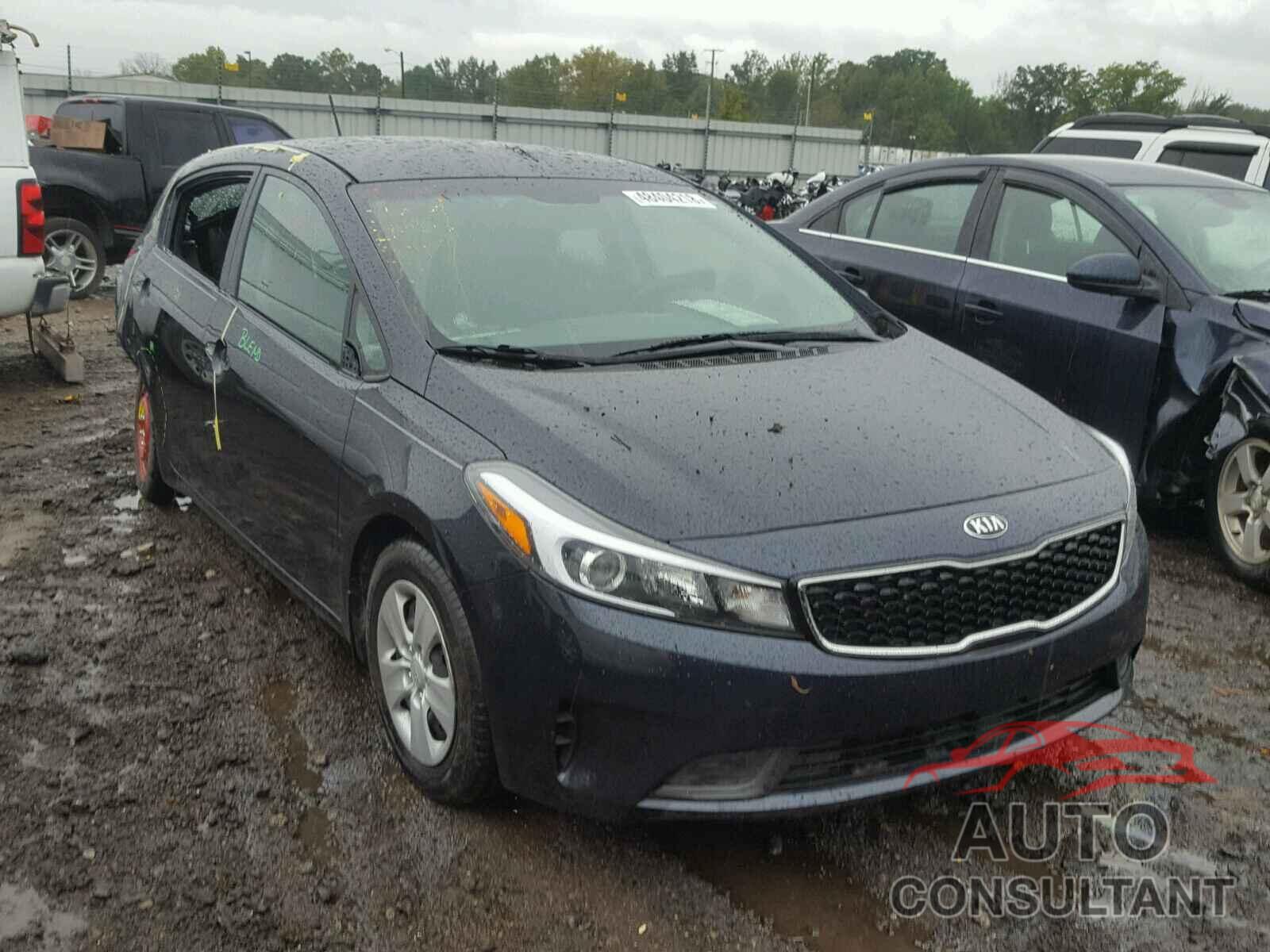 KIA FORTE 2017 - KNAFK5A88H5708837