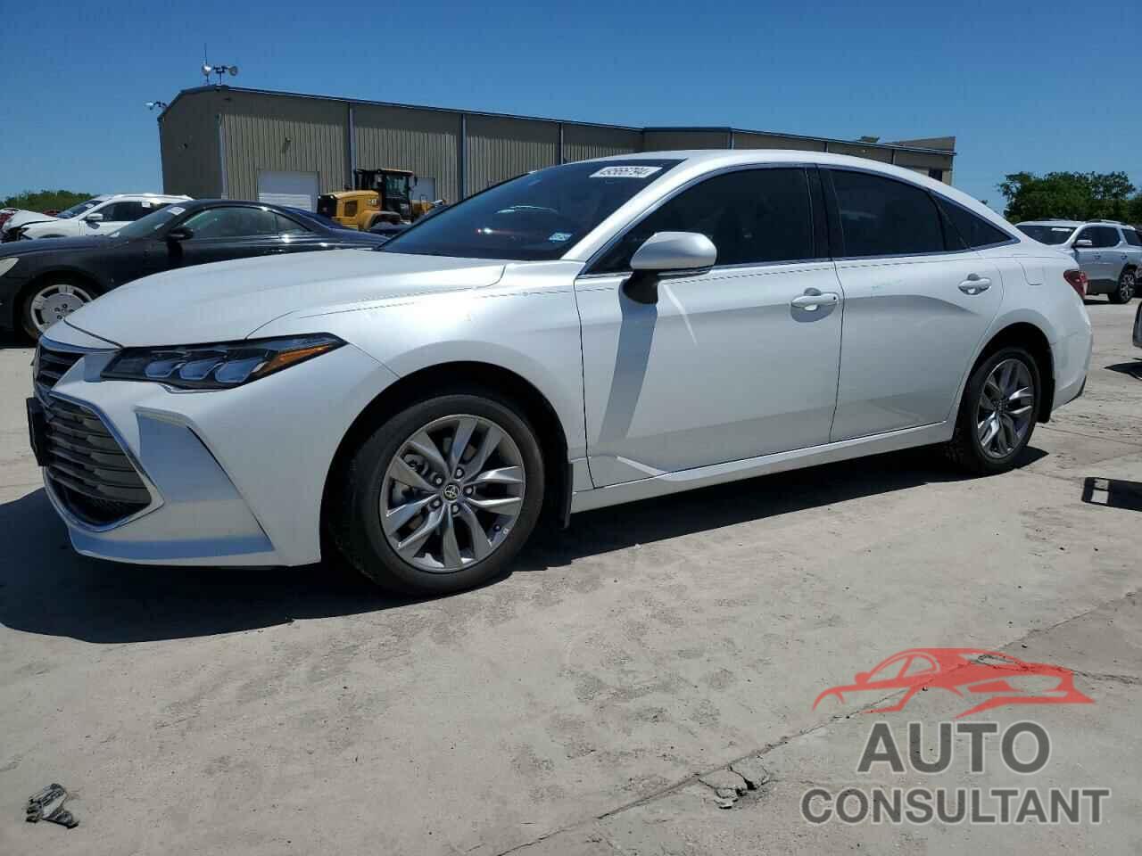 TOYOTA AVALON 2022 - 4T1JZ1FB8NU086582