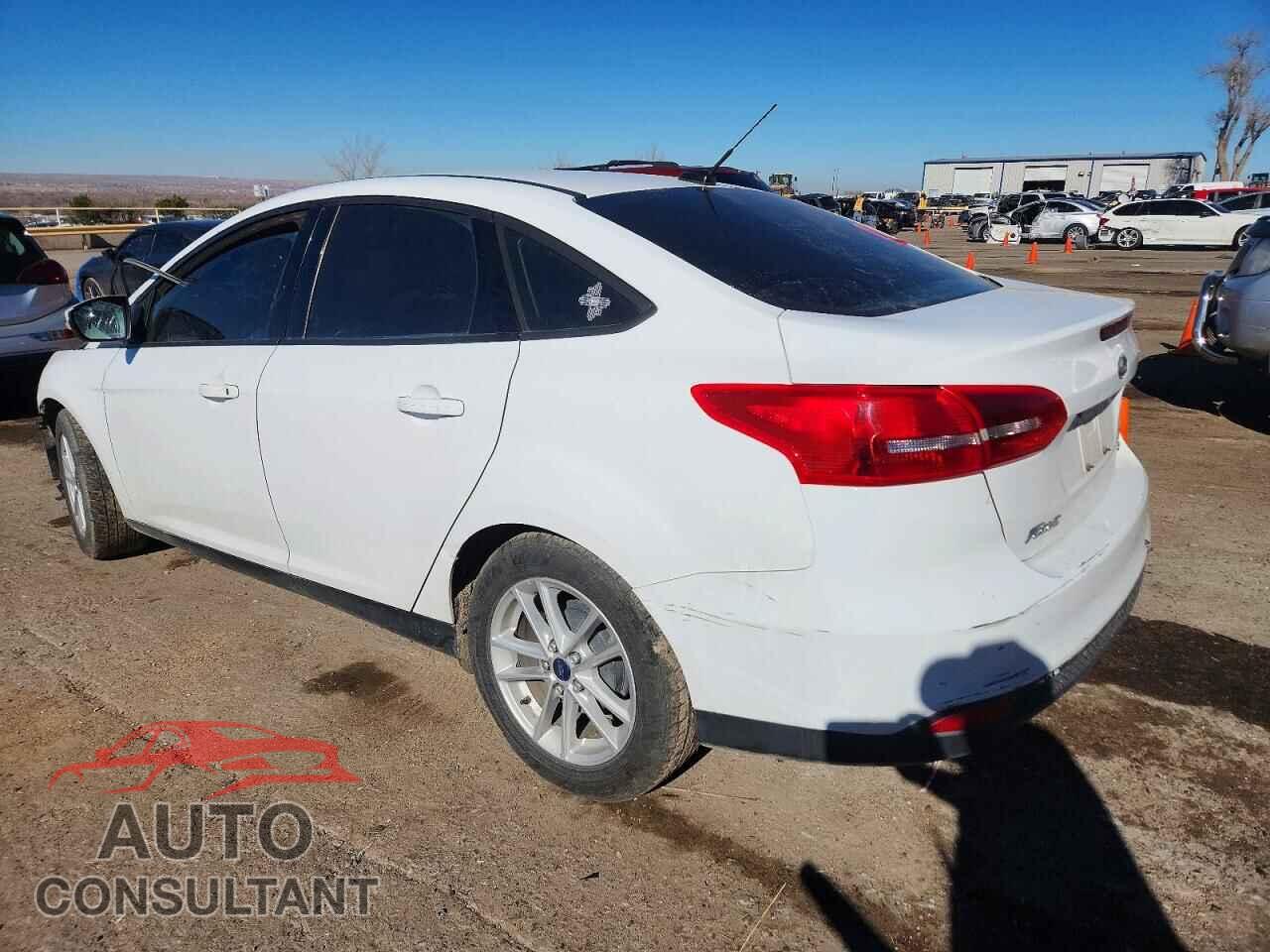 FORD FOCUS 2017 - 1FADP3F20HL320152